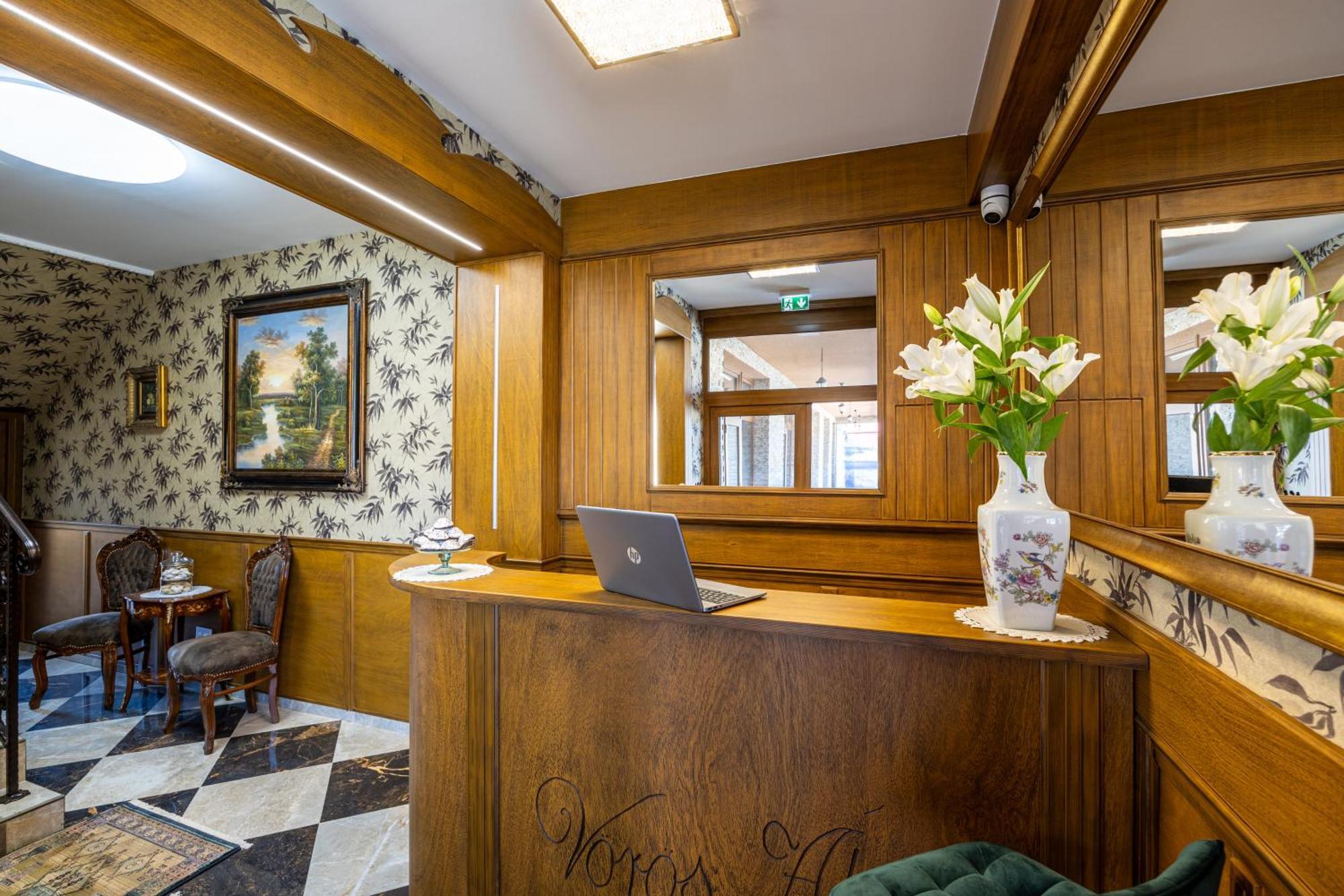 Voeroes Alom Panzio Bed & Breakfast Tiszakécske Dış mekan fotoğraf